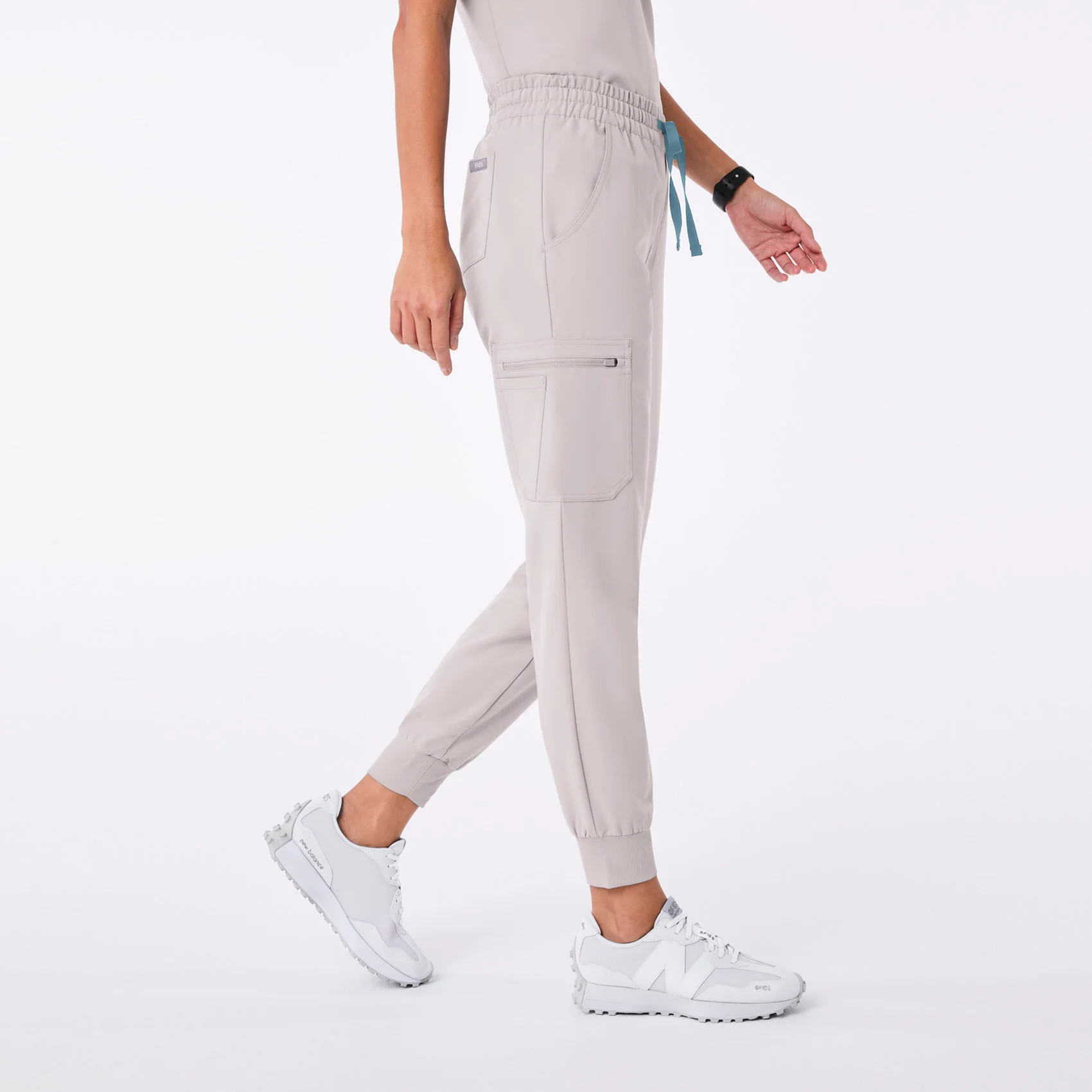 women's Slate Uman Relaxed - Petite Jogger Scrub Pant - Image 3