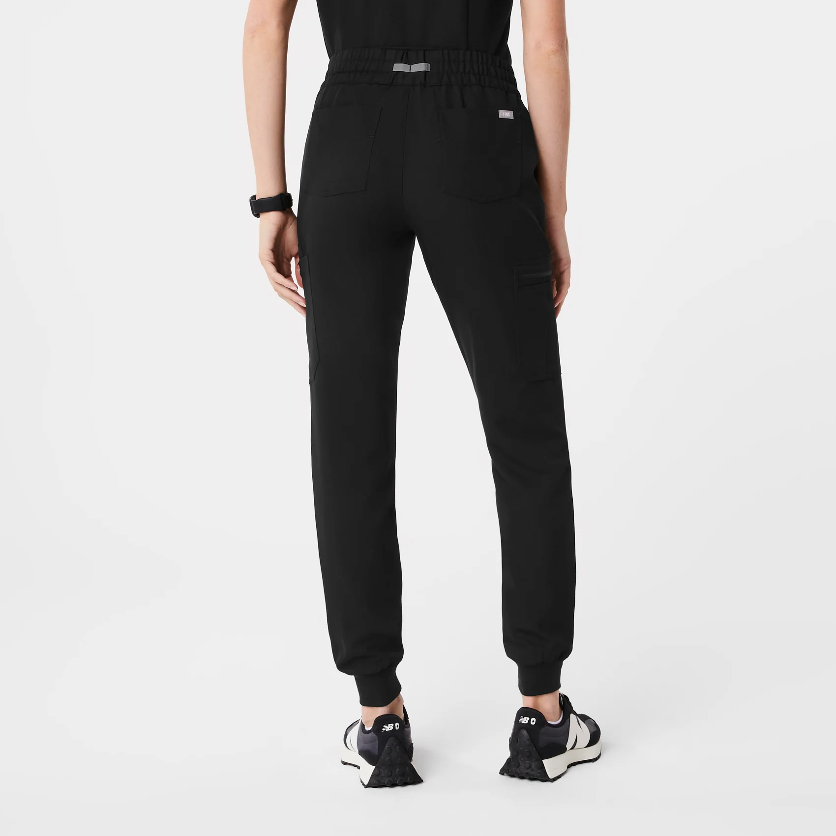 women's Black Uman Relaxed - Jogger Scrub Pants - Image 4