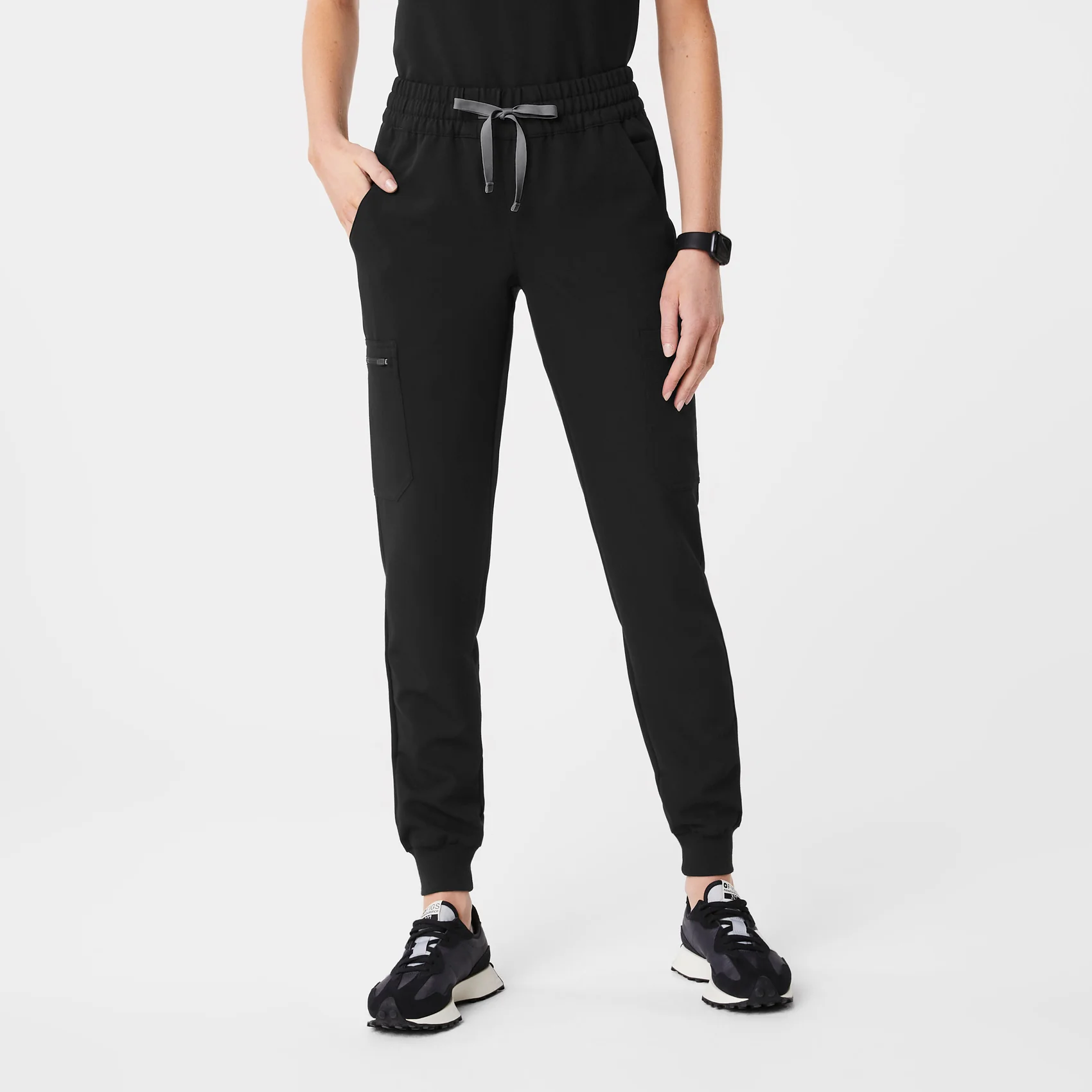 women's Black Uman Relaxed - Tall Jogger Scrub Pants