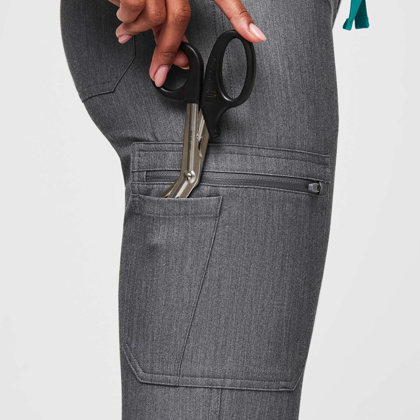 Women's Graphite Yola⢠- Tall Skinny Scrub Pants - Image 4