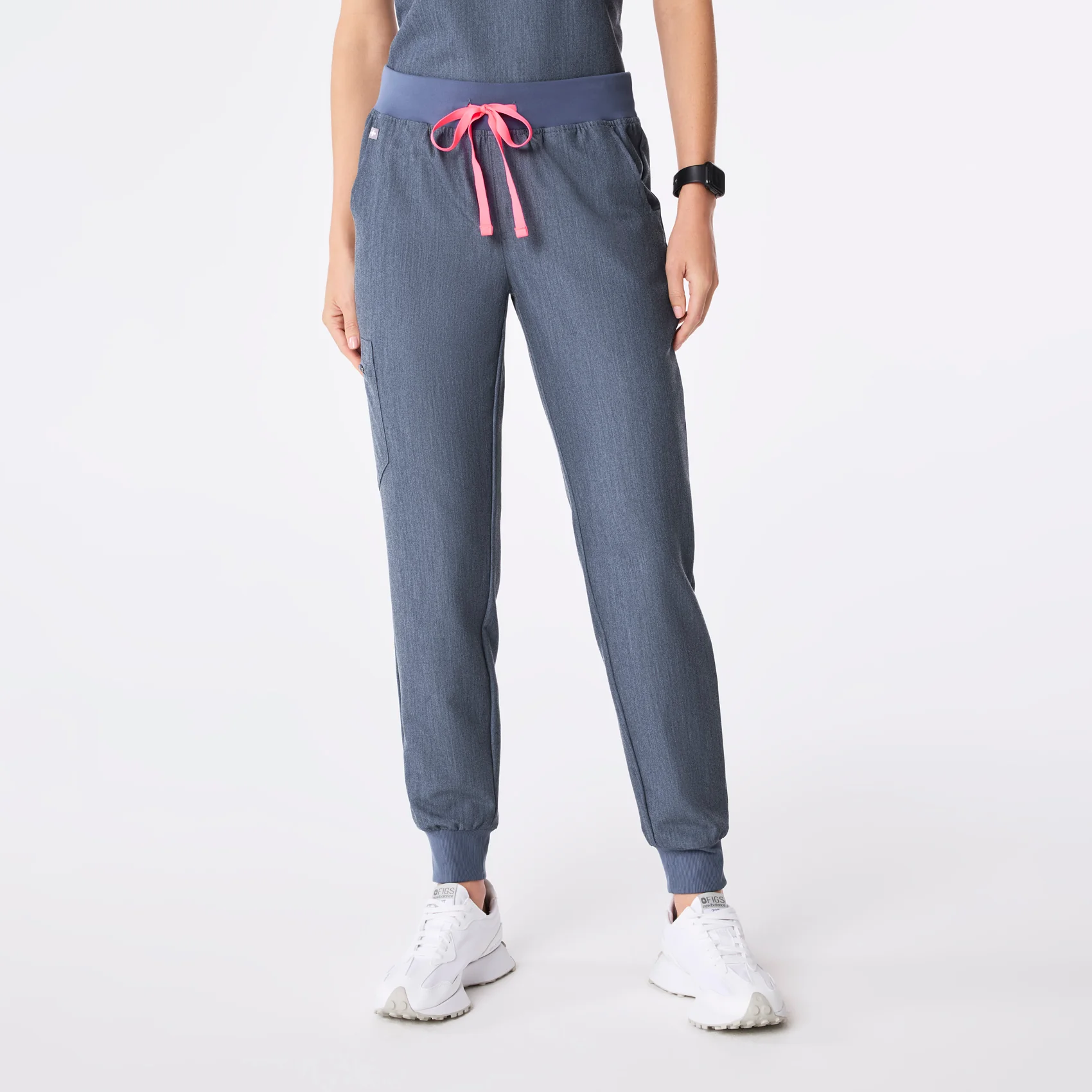 women's Heather Denim Zamora - Petite Jogger Scrub Pant™